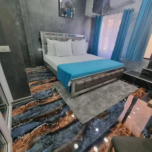 4* Ξενοδοχείο Poet Palace