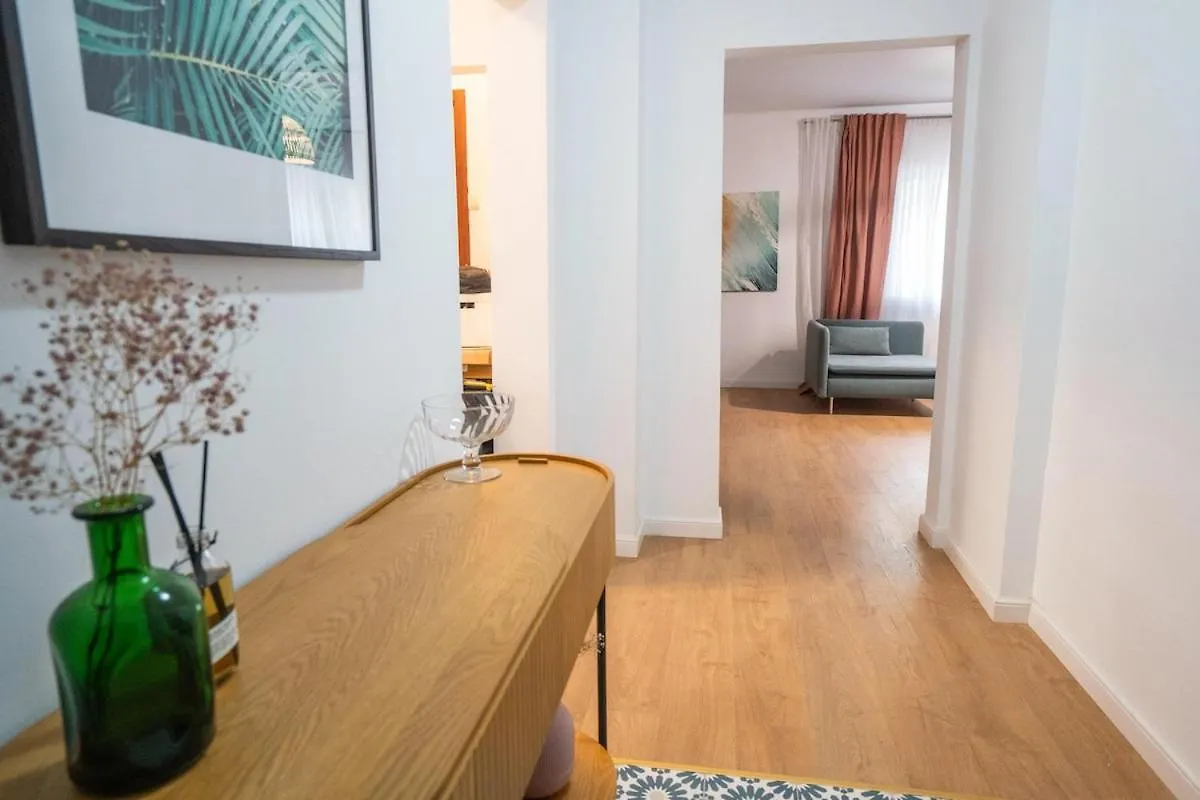 Spacious Apartment Near National Arena, Parks Βουκουρέστι